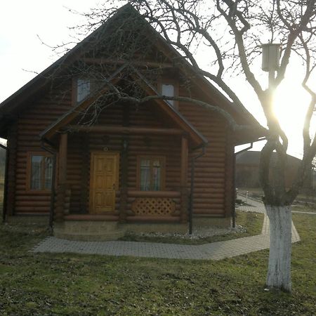 Pumpuri Villa Svente Bagian luar foto