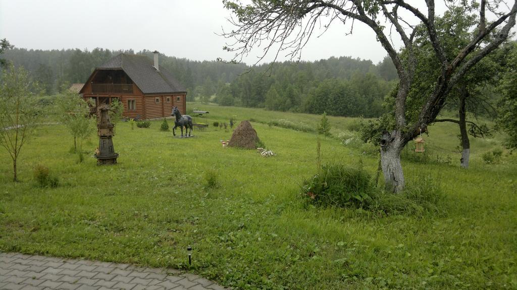 Pumpuri Villa Svente Bagian luar foto
